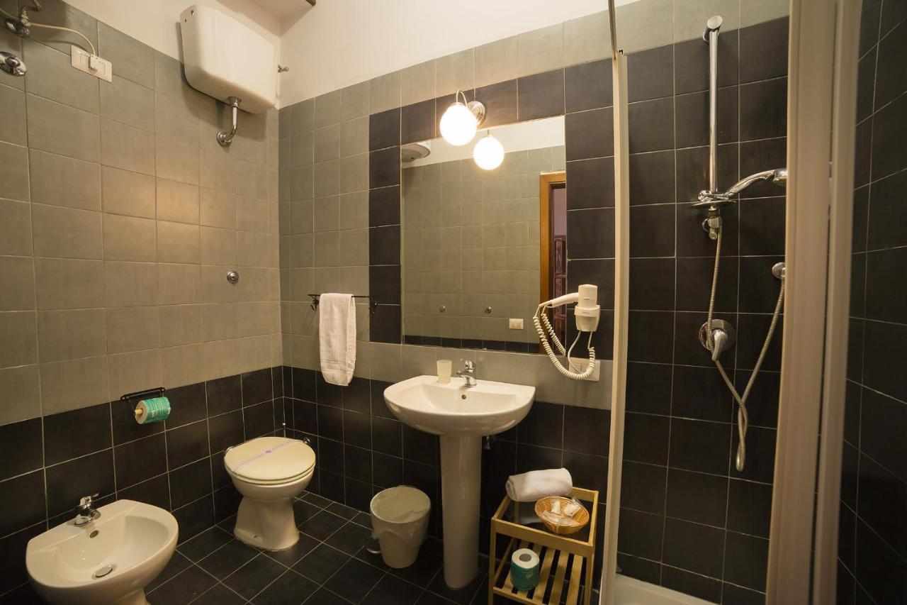 Hotel Toledo H, Naples Historical Center, By Clapa Group Zewnętrze zdjęcie